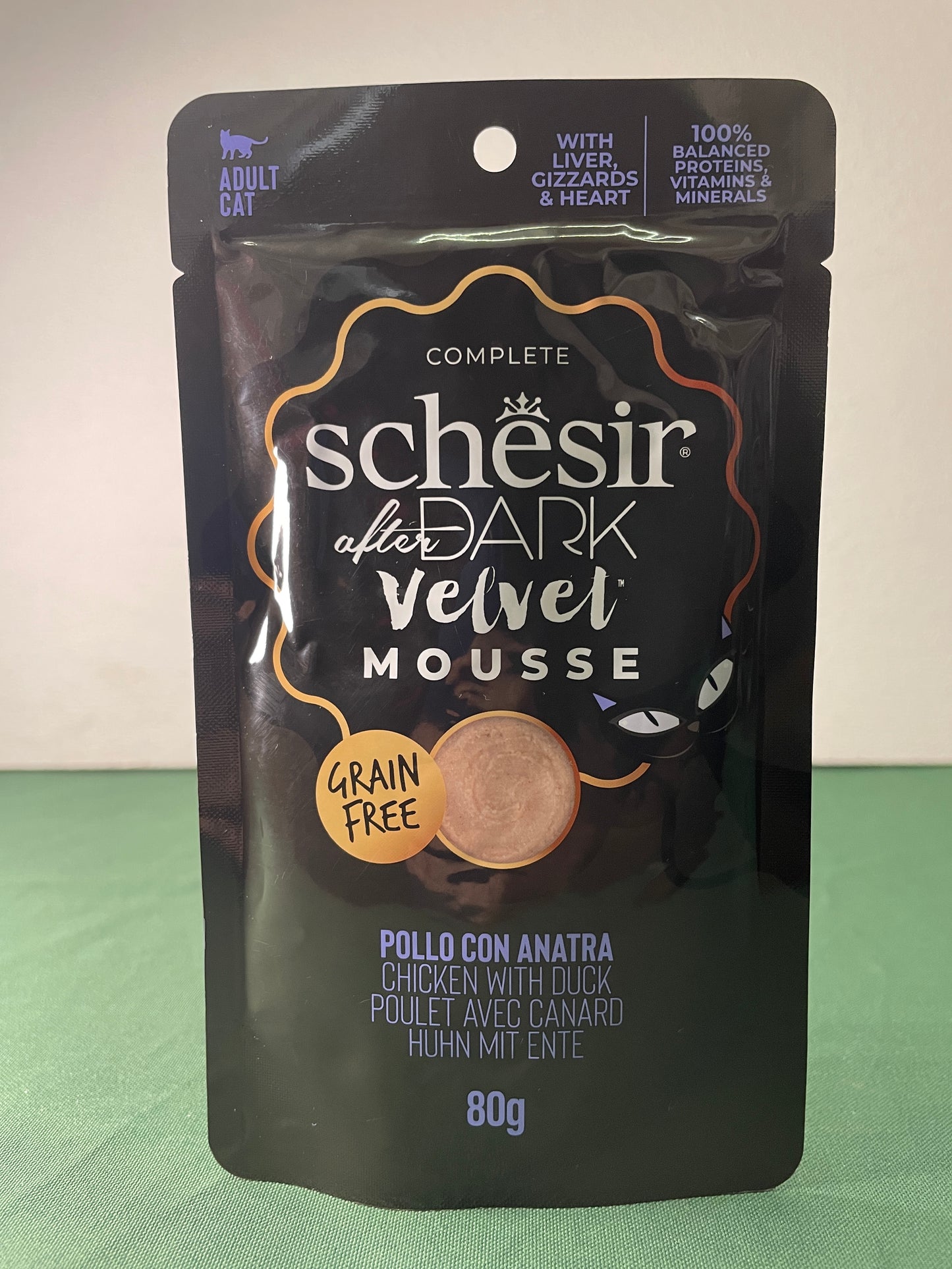 Schesir - Bustine di Umido Completo in Mousse Vellutata Senza Cereali per Gatti Adulti 80g