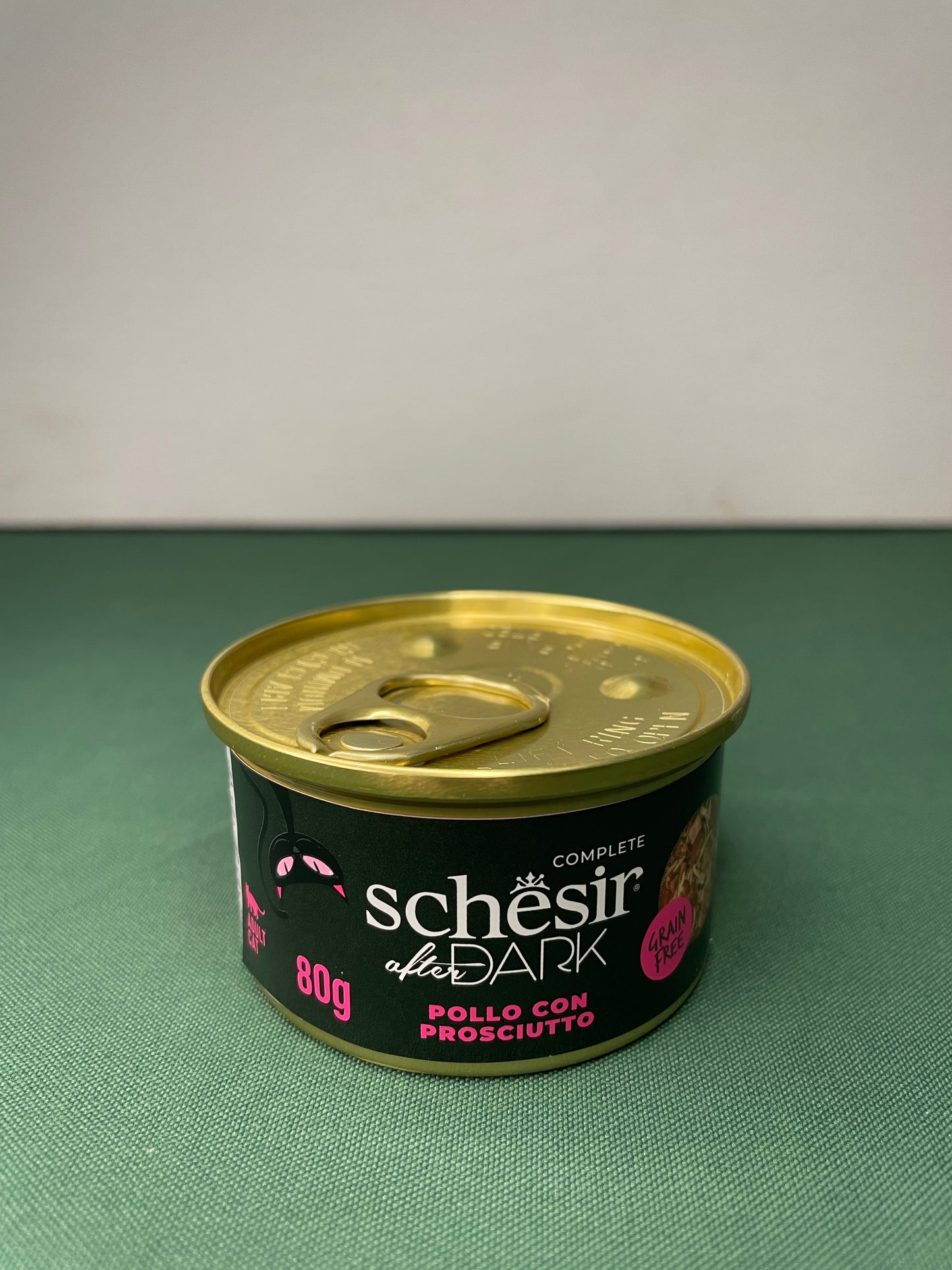 Schesir - Lattine di Umido Completo di Filetti in Brodo Senza Cereali per Gatti Adulti After Dark 80g