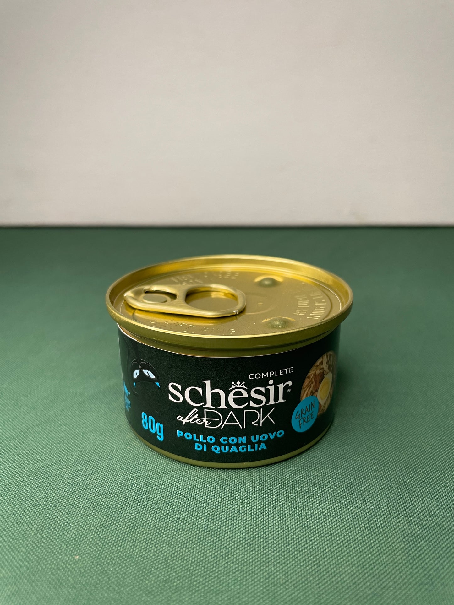 Schesir - Lattine di Umido Completo di Filetti in Brodo Senza Cereali per Gatti Adulti After Dark 80g