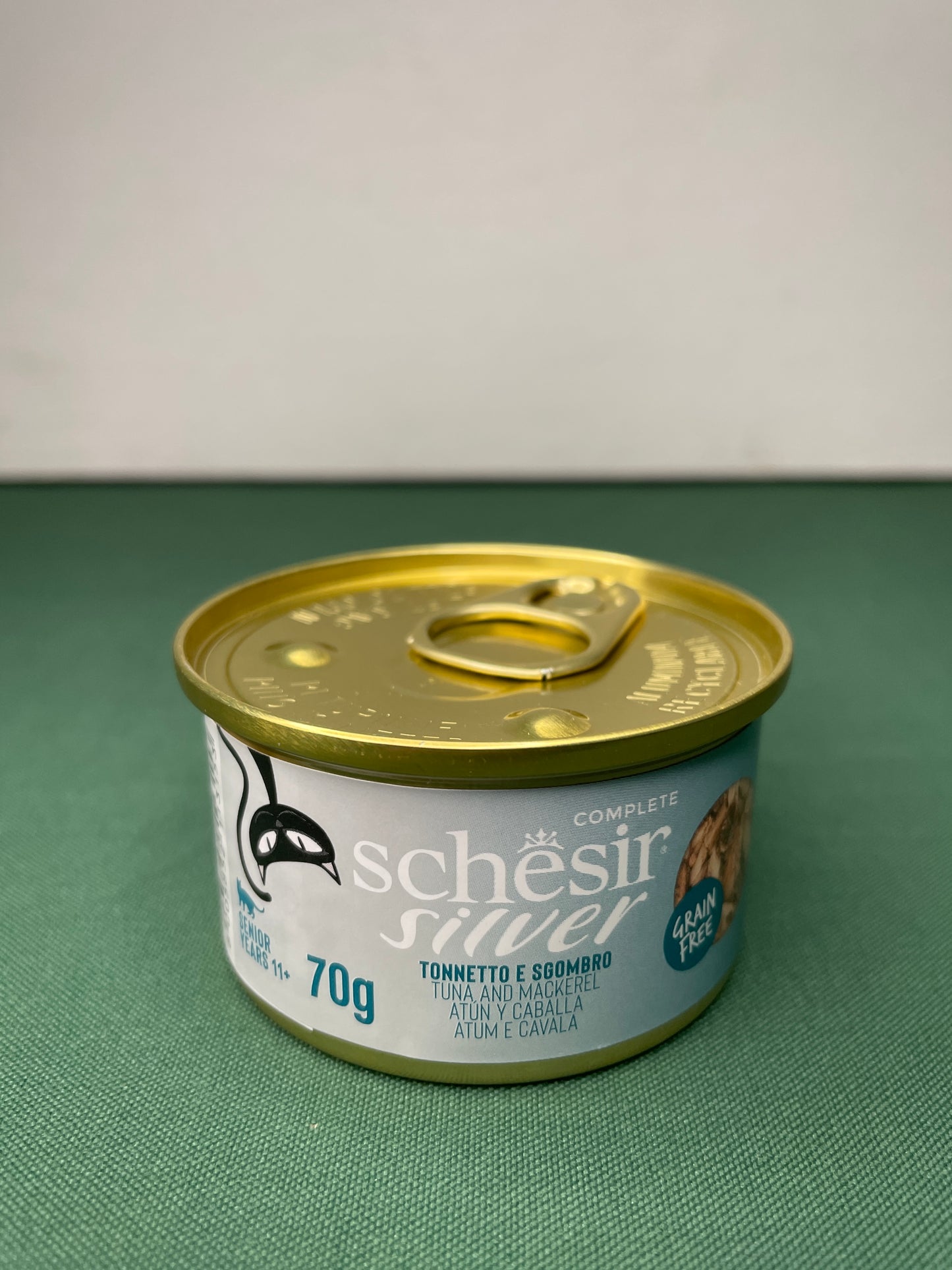 Schesir - Bustine di Umido Completo in Filetti in Brodo Senza Cereali per Gatti Anziani Silver Mousse 70g