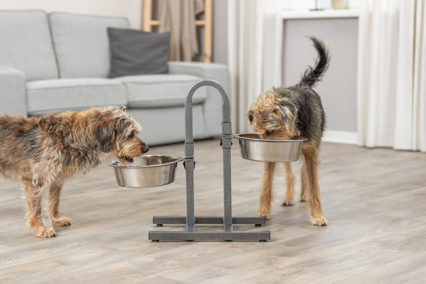 Trixie Bar per cani, ciotole rialzate cane, bar con ciotole acciaio inox cane, supporto ciotole 43 cm, accessori alimentazione cane, Trixie 2497