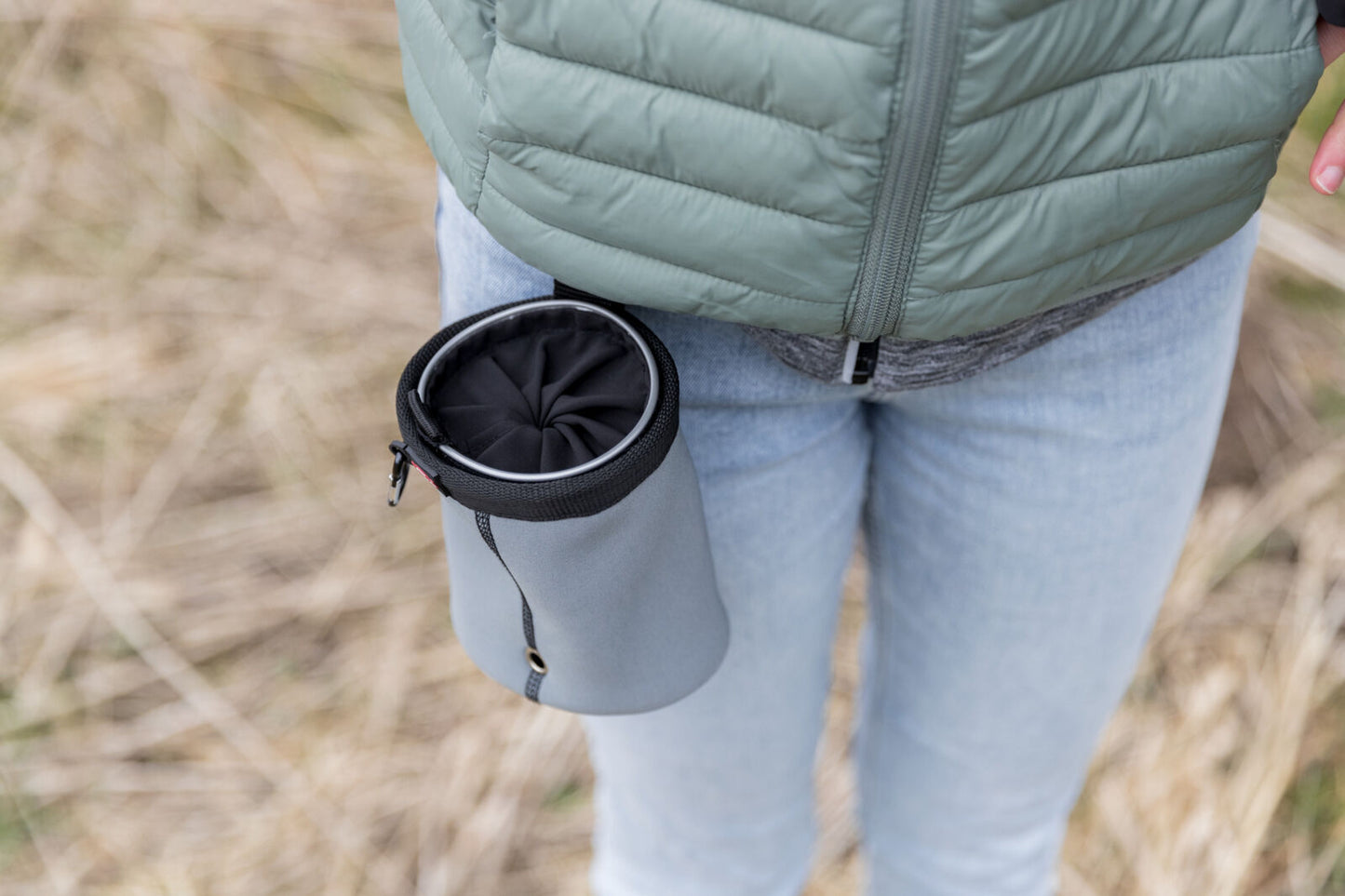 borsa snack cane Trixie, borsetta snack Multi Twist, porta snack addestramento cani, borsetta porta snack con chiusura twist, porta bocconcini per cani, borsa snack impermeabile cane