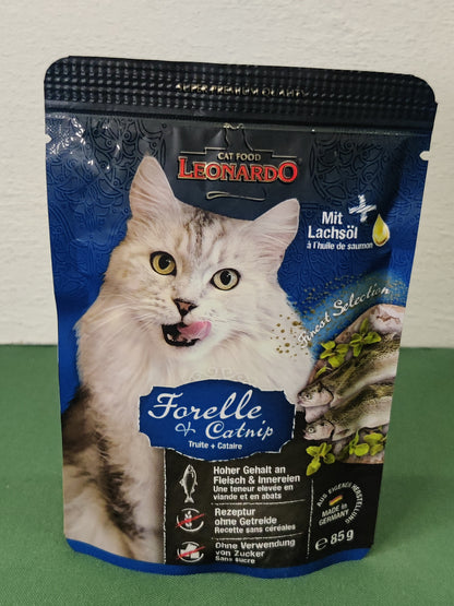 Leonardo - Bustina di umido in bocconi di Alta Qualità Senza Cereali e Senza Glutine per gatti Finest Selection 85g