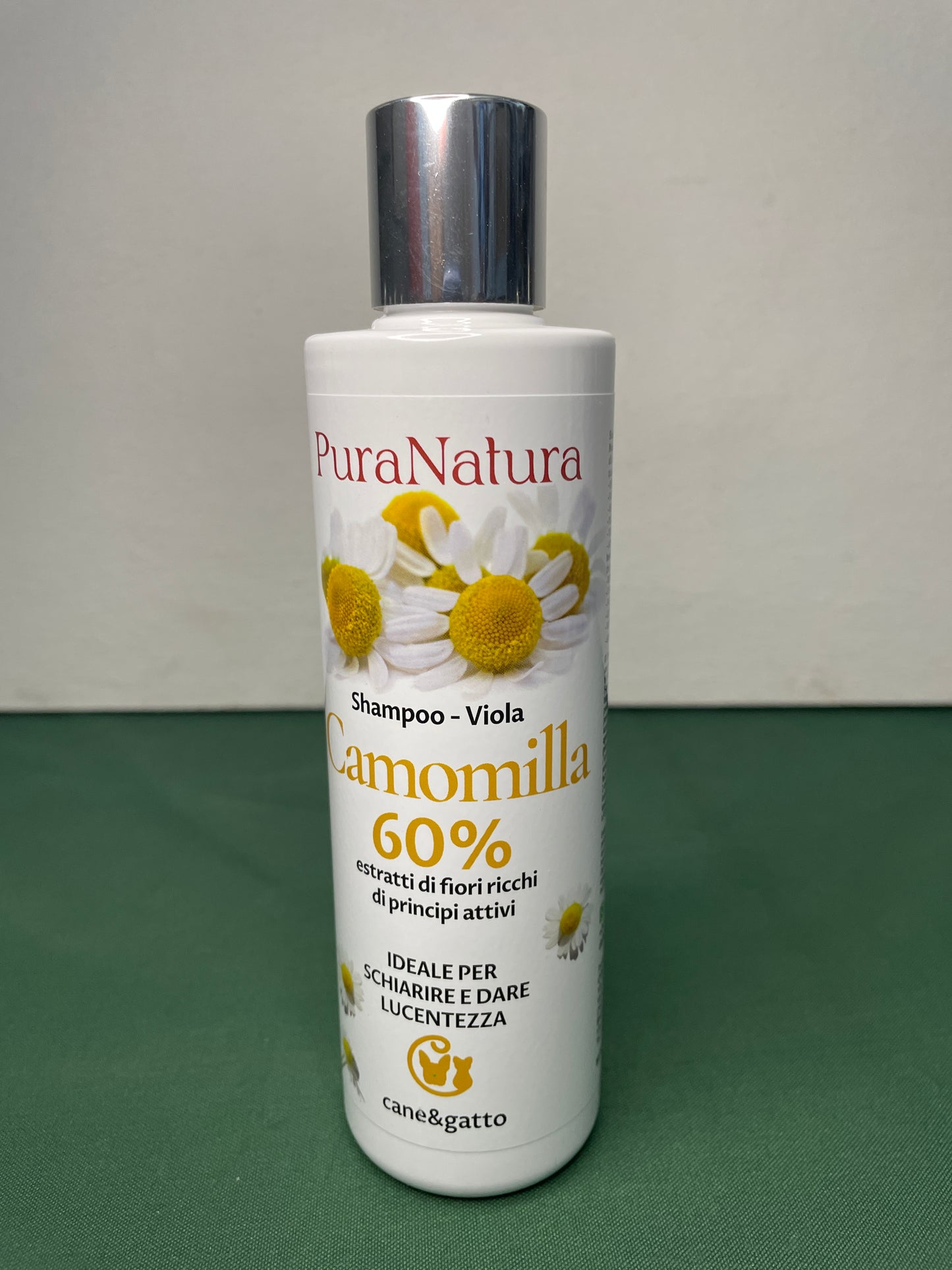 Pura Natura - Shampoo Biologico con Oli Essenziali Officinalis Dalla Grana per cani e gatti 250ml
